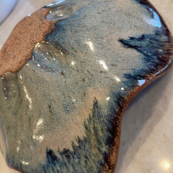 Studio Pottery dish blue flower shaped stunning!  Signed - Picture 9 of 11